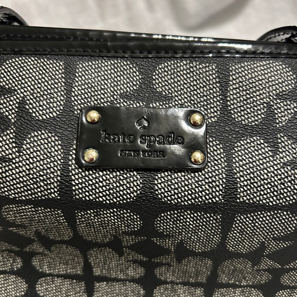 Large Kate Spade Tote with Pattern - Picture 6 of 6